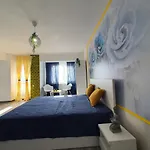 公寓 Garsoniera Argedava *