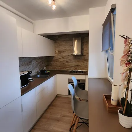 Appartement Garsoniera Argedava *