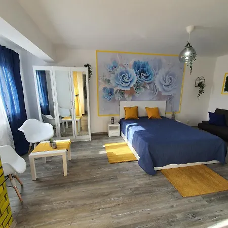 Garsoniera Argedava * Βουκουρέστι